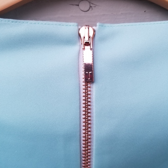 Ted Baker Blue and White Floral Dress - Picture 10 of 12